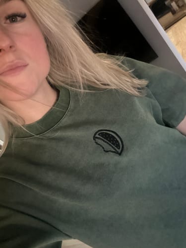Customer photo review of Om Lisa - Green Acid Washed