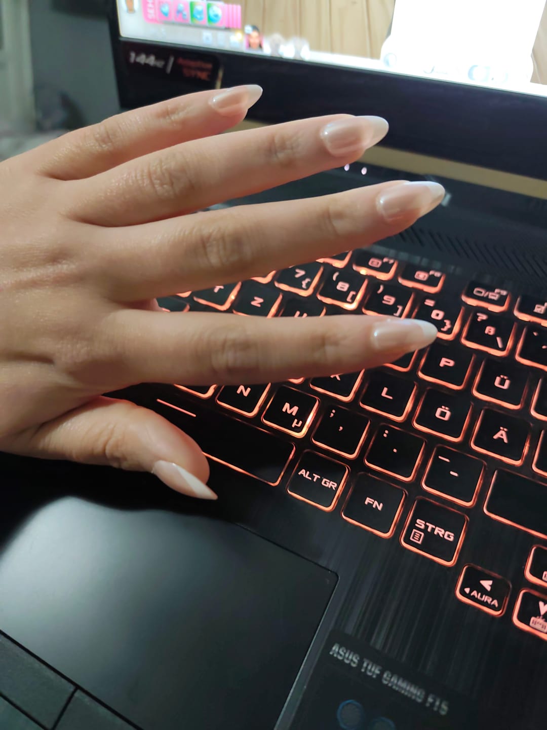 Customer photo review of Starter Set - Nail Veneers