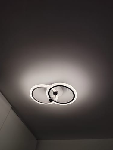 Costache D. review of Lustra LED 1+1 Circle Design Alb Echivalent 300W Telecomanda image 1 out of 1