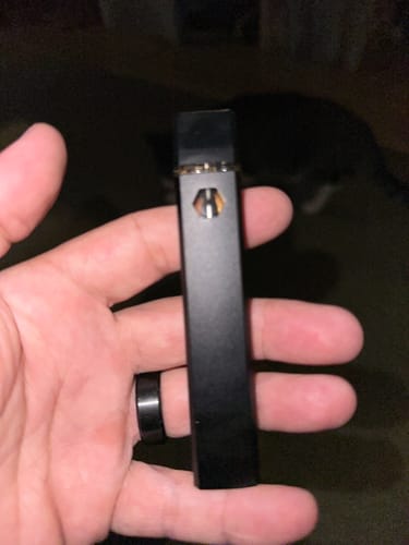 Customer photo review of 1 Gram THCA Blend Vape Pen | Wedding Cake - Indica