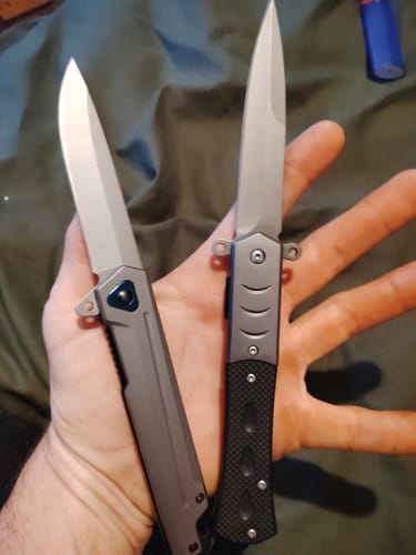 Customer photo review of Mystery Knives Box™