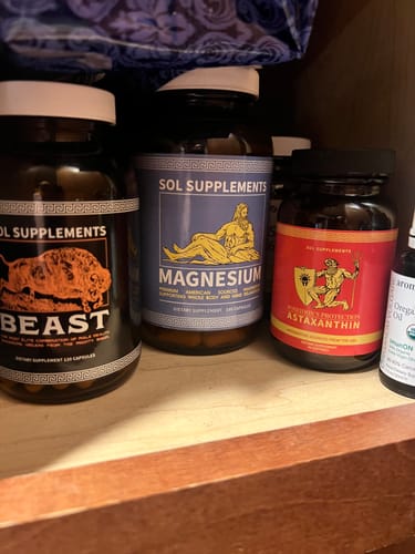 Customer photo review of Sol Supplements BEAST: Freeze-Dried Male  Bison Organ Complex