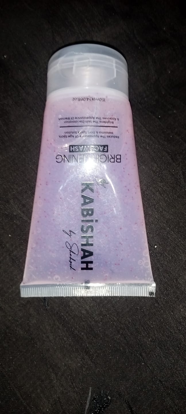 Customer photo review of Brightening Facewash 150ml
