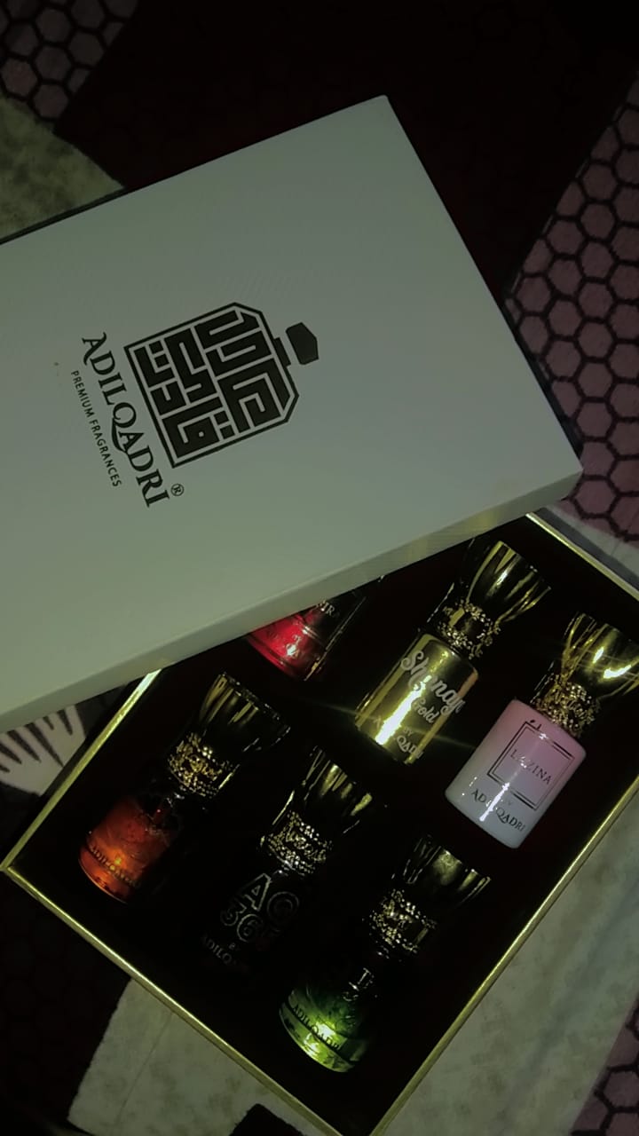 Customer photo review of Essensia Luxury Attar Perfume Gift Set (6 x 5.5Ml)