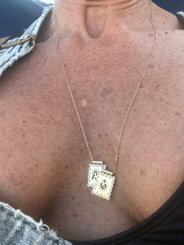 Customer photo review of PEARL Scapular