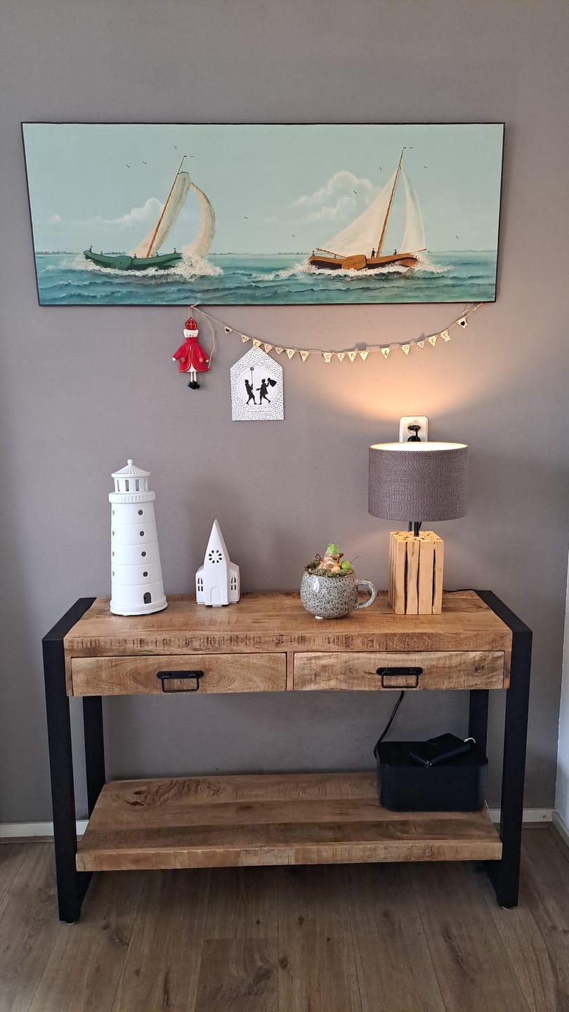 Customer photo review of Sidetable met twee lades | 120 x 35 x 76 cm | Mangohout