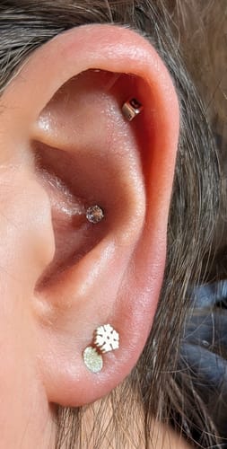 Customer photo review of Solitaire flatback Silver