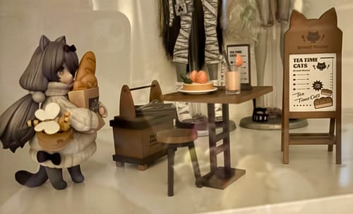 Sheri review of Tea Time Cats Meow Town Bakery Series Figure image 1 out of 1