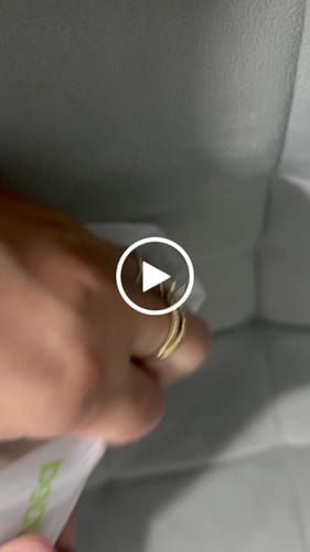 Customer video review of AMC EYELINER GEL