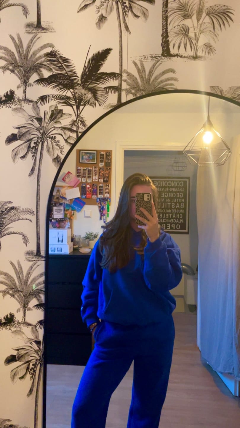 Customer photo review of EMBOSSED STRAIGHT LEG SWEATPANTS ROYAL BLUE