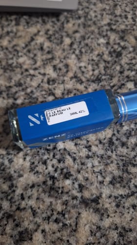 Customer photo review of Perfume Tendencia C LE BEAU LE PARFUM zenz