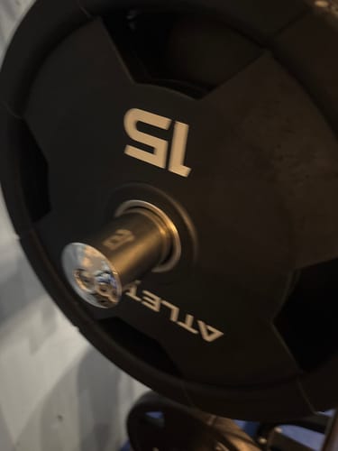 B. G. review of 4H Gripper Plates | Gummierte Hantelscheiben image 1 out of 1