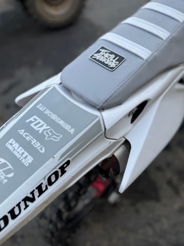 Everett H. review of Custom Seat Cover: 2006 Honda CRF250R image 2 out of 2