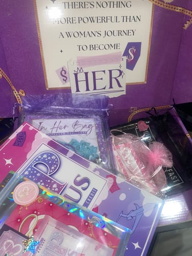 Customer photo review of In Her Bag - $5,050 Challenge Binder