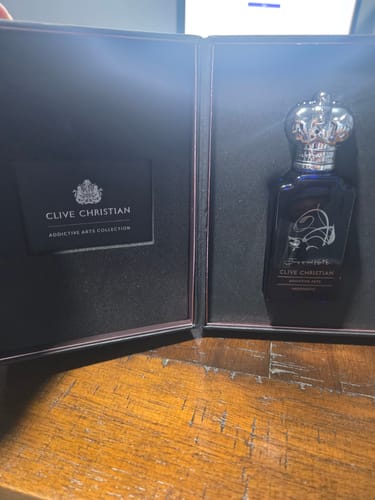 Customer photo review of Clive Christian Jump Up and Kiss Me Hedonistic