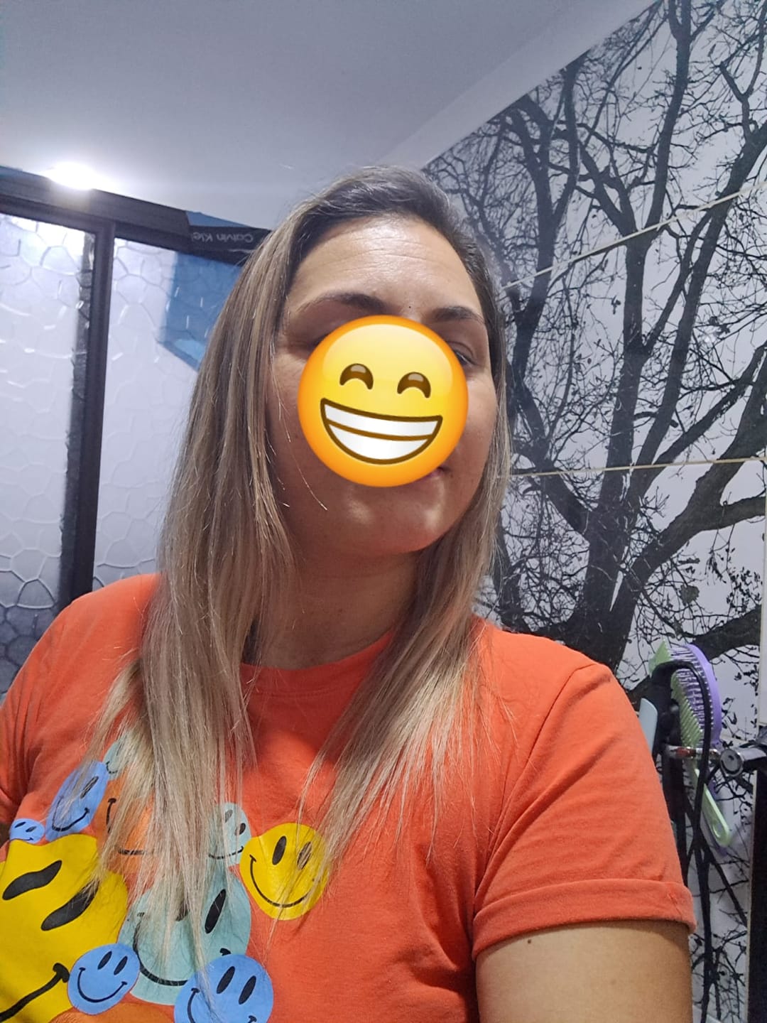Customer photo review of 🔥 Caja Rosa de Reconstrucción Capilar y Anti-Frizz