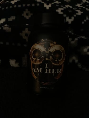 Customer photo review of I Am Her - Earth Melanated