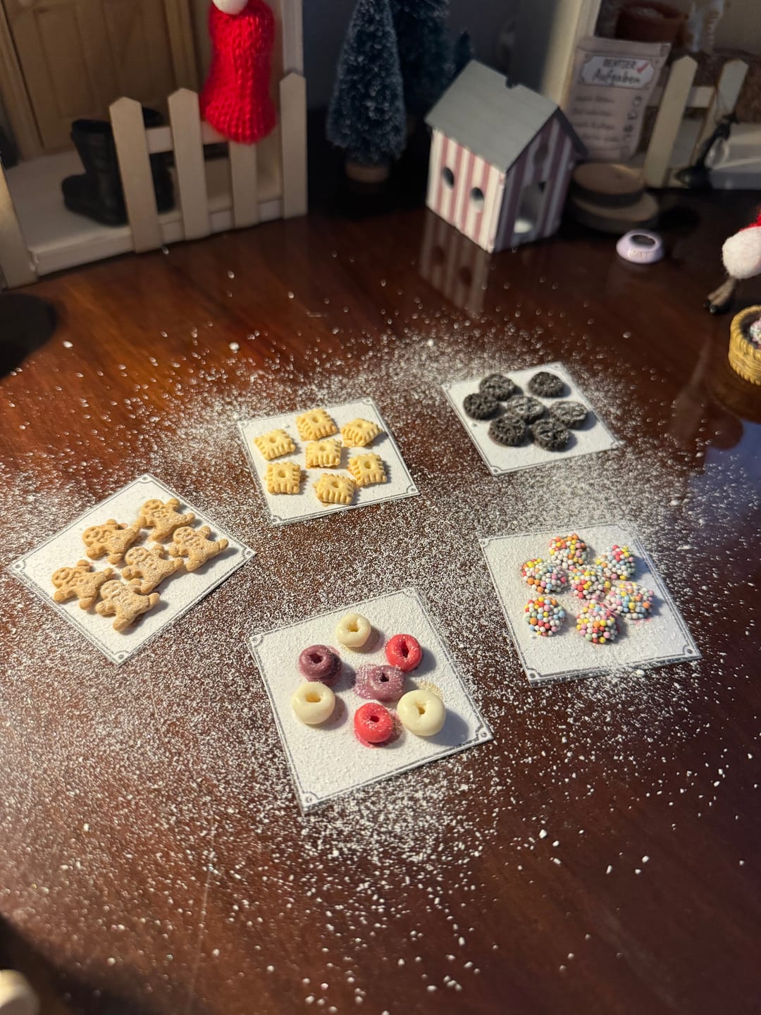 Customer photo review of Black Mini-Cookies