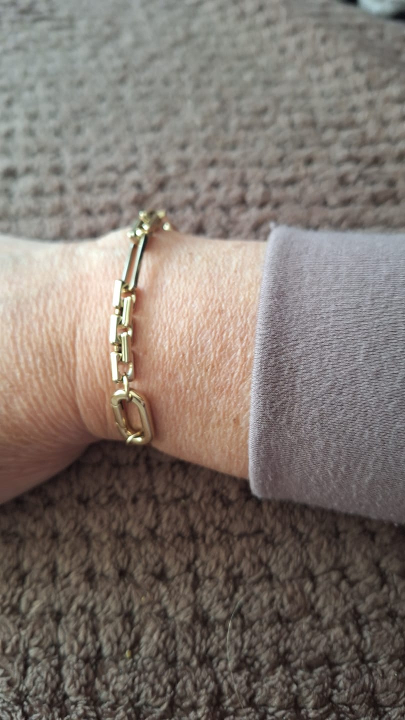 Customer photo review of The Lovers Chain Bracelet