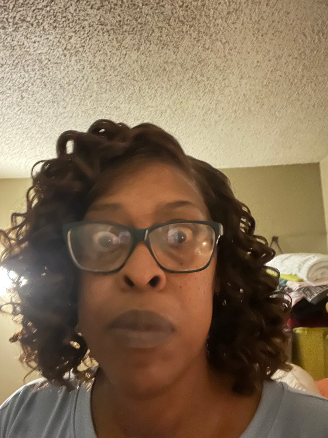 Customer photo review of Outre Melted Hairline Swirlista Glueless HD Lace Front Wig - SWIRL 107 - 5" C-Shape Parting