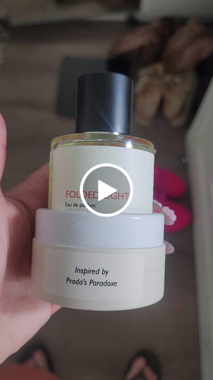 Customer video review of Folded Light