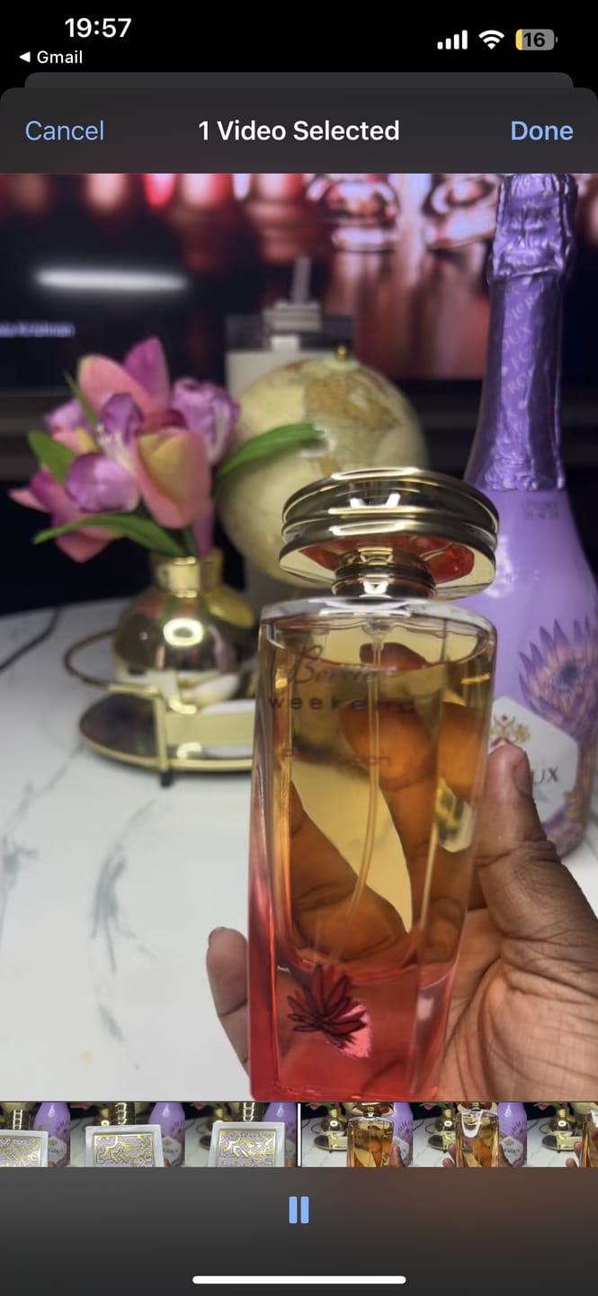 Customer photo review of Berries Weekend pink edition 100ml