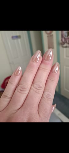 Customer photo review of Mocha Muse | Salon Quality Press-on Nails - Short Oval Nude Pink