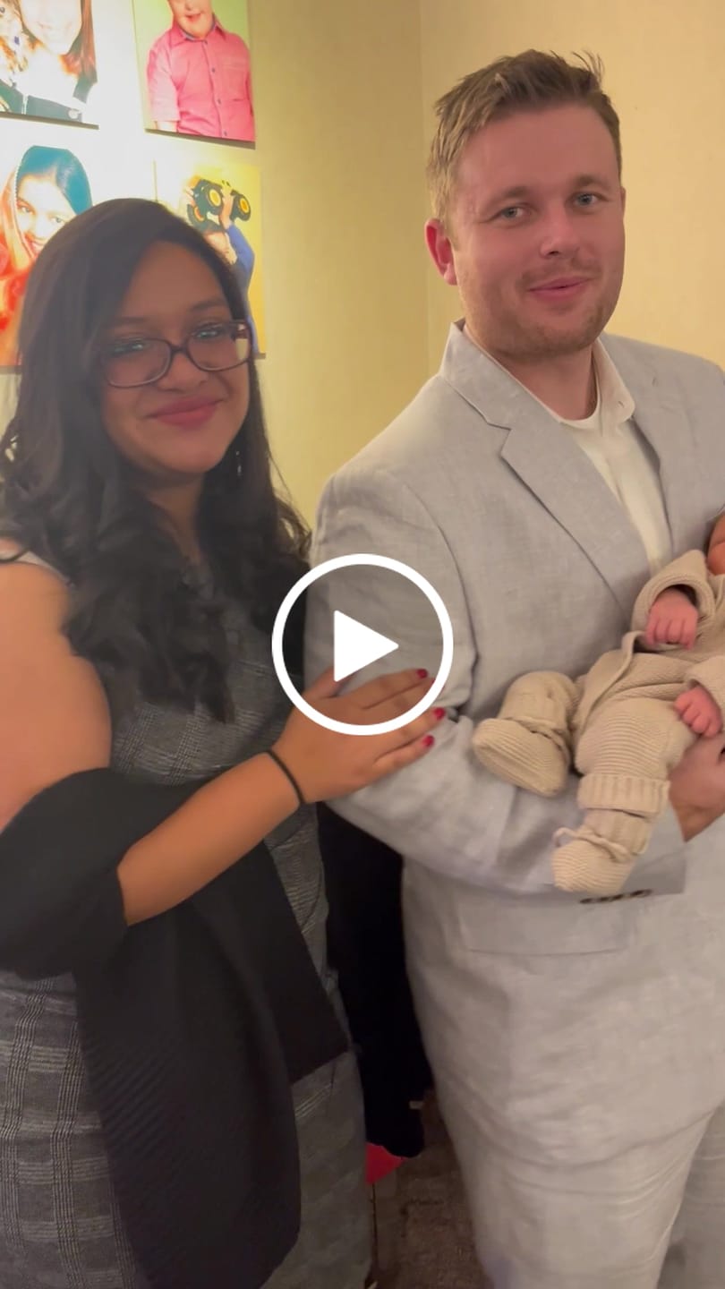 Customer video review of Luna + Luca Pom Beanie - Heather Beige