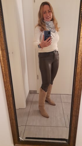 Customer photo review of Hannah Western Stiefel - Beige