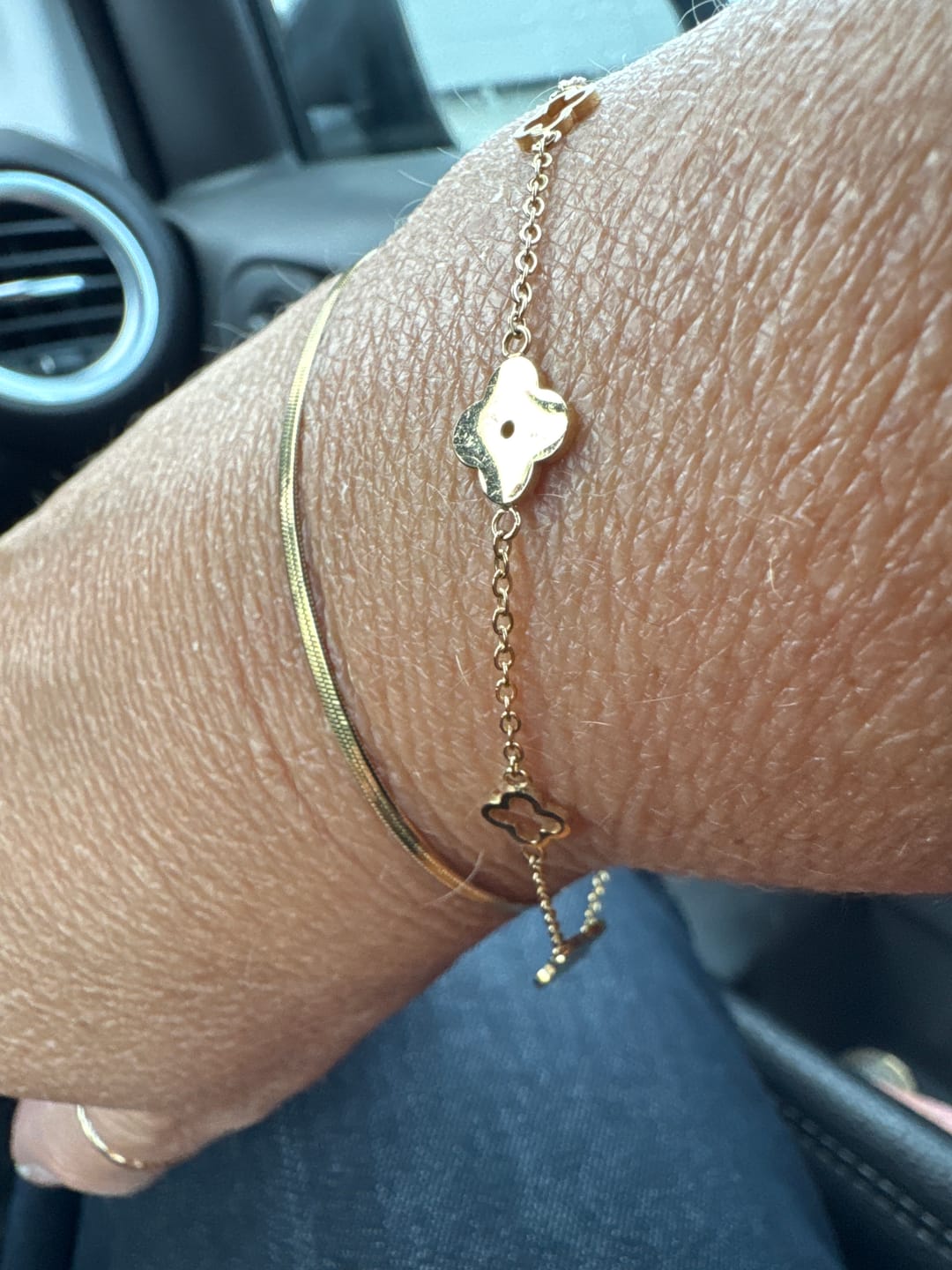 Customer photo review of Multi Clover Bracelet