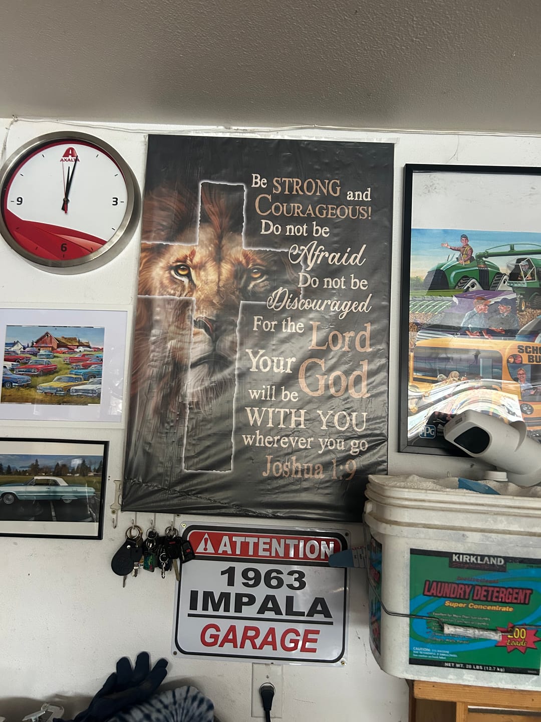 Customer photo review of Lion Of Judah, Joshua 1:9 Be Strong And Courage Wall Art Canvas Print