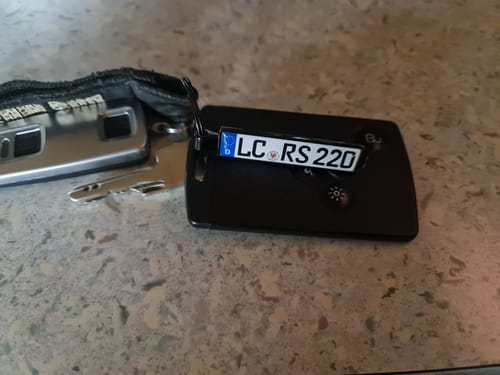 Customer photo review of Kennzeichen Schlüsselanhänger Mini Nummernschild Metall
