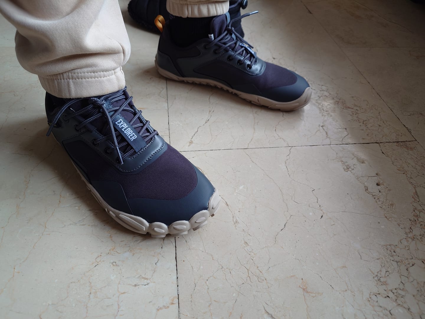 Customer photo review of Roots Explorer Antracita-  Tecnología RAINSafe™