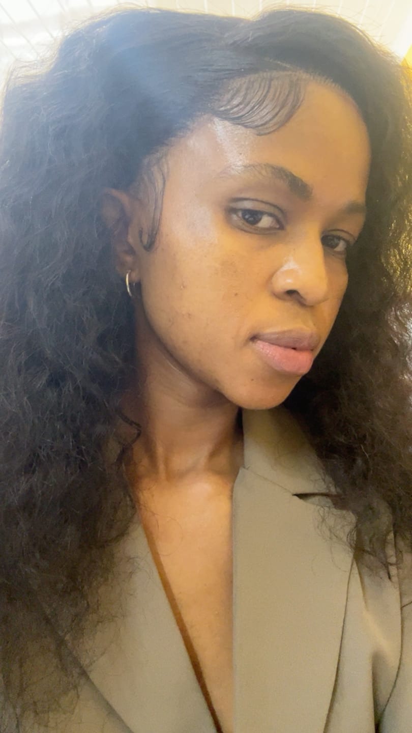 Customer photo review of NOSIE - Brazilian 13x4 Lace Frontal Wig