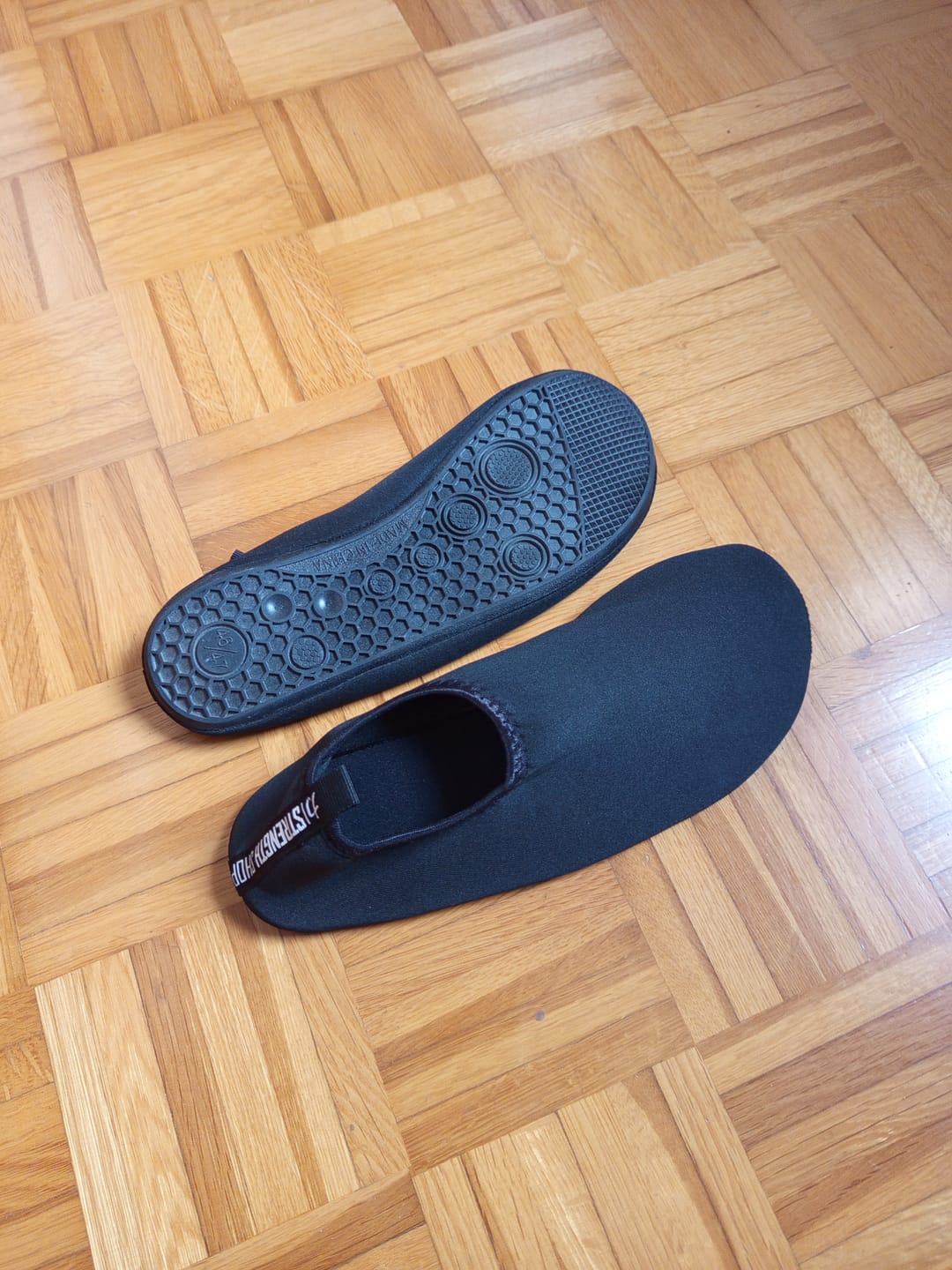 Customer photo review of Riot Deadlift Slippers - IPF Legal