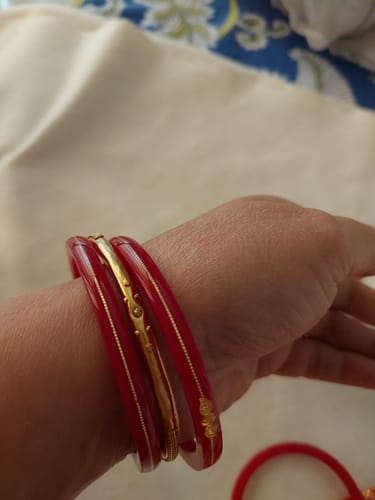 Customer photo review of “22k Hallmark Red Divya Shringar Bangle” (2 pis)