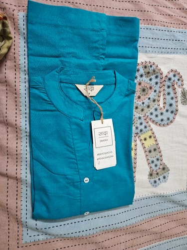 Pragya D. review of Women Teal Airy Linen Short Kurta image 1 out of 1