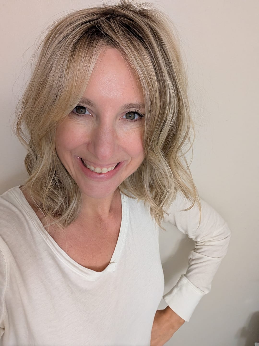 Customer photo review of SPEED DIAL - Sunlit Beige Blonde