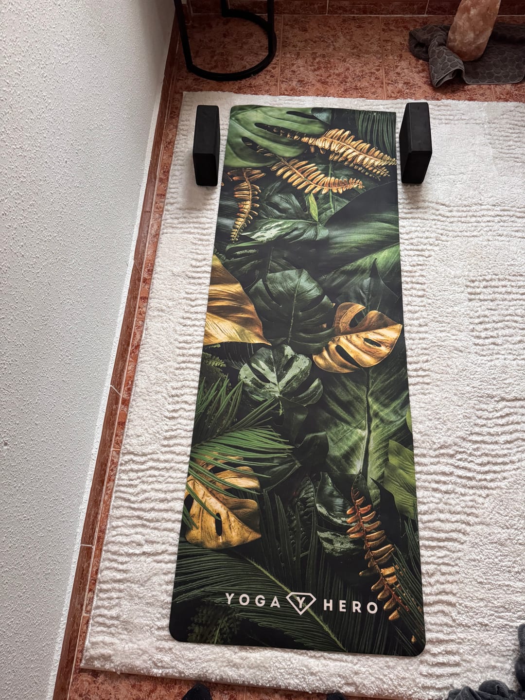 Customer photo review of Yogamatte Leaves 4mm