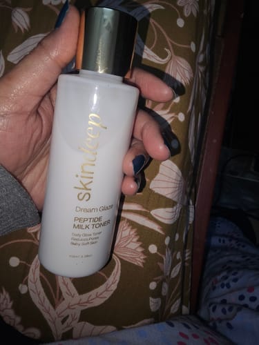 Rana I. review of DREAM GLAZE - Peptide Milk Toner image 1 out of 1