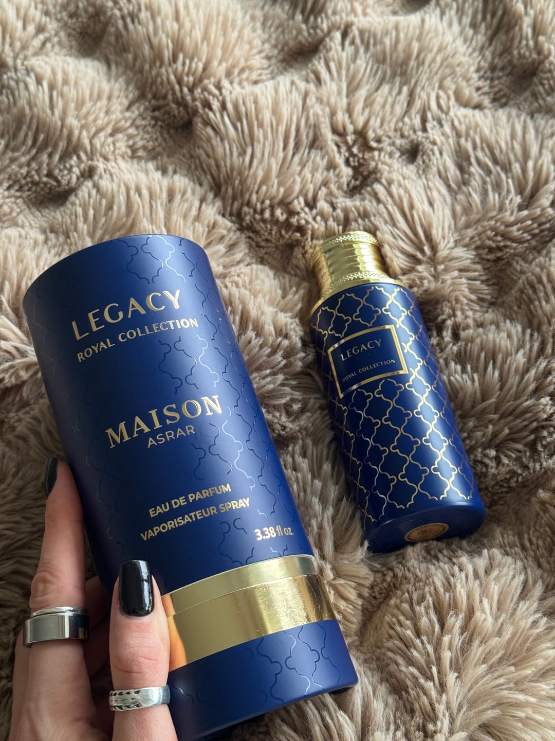 Customer photo review of Maison Asrar - Legacy – Eau de Parfum – Unisex – 100 ml