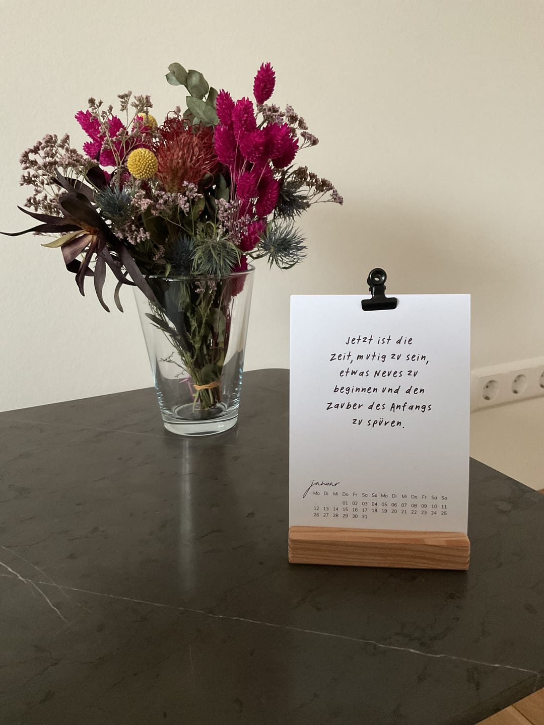 Customer photo review of Tischkalender 2026