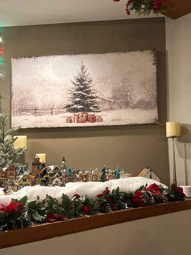 Aaron S. review of Christmas Tree Christmas Wall Art image 1 out of 1