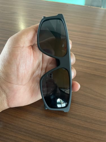 Nirmal I. review of Eyejack Crossline Black Rectangle Polarized Sunglasses for Men & Women (1902PCL2058) image 1 out of 1