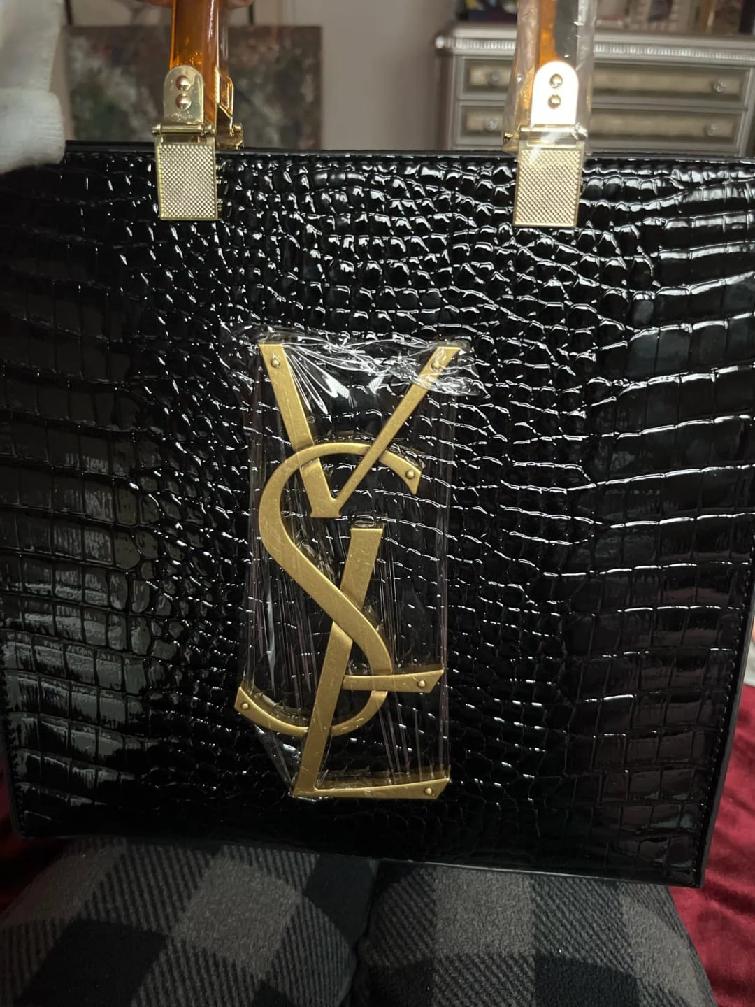 Customer photo review of High-end handbag, 2025 new style fashionable crocodile print women's bag, middle-aged mother's bag, grand crossbody bag