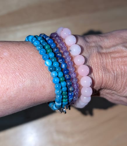 Customer photo review of Blue Apatite Bracelet Mini