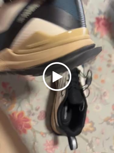 Customer video review of Stratus - Zapatos De Punta Ancha