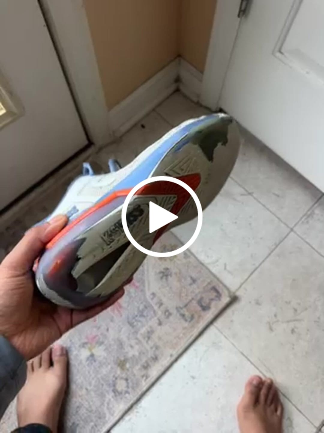 Customer video review of 04437-139-M | ULTRASHOT 4 | LUCENT WHITE/INFINITY/SCARLET IBIS