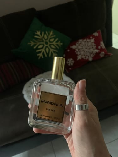 Customer photo review of Timeless Muse - Inspirado en BURBERRY HER de BURBERRY 100ml-