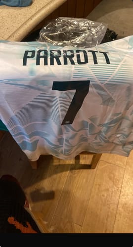 Customer photo review of Ireland Troy Parrott World Cup Football Jersey